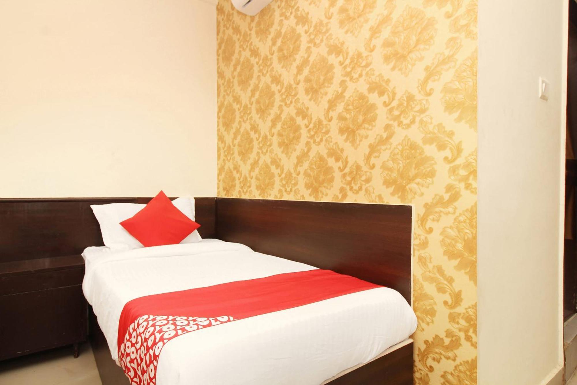 Hotel O Vasundhara Guest House Near Tankbund Secundurabad Dış mekan fotoğraf