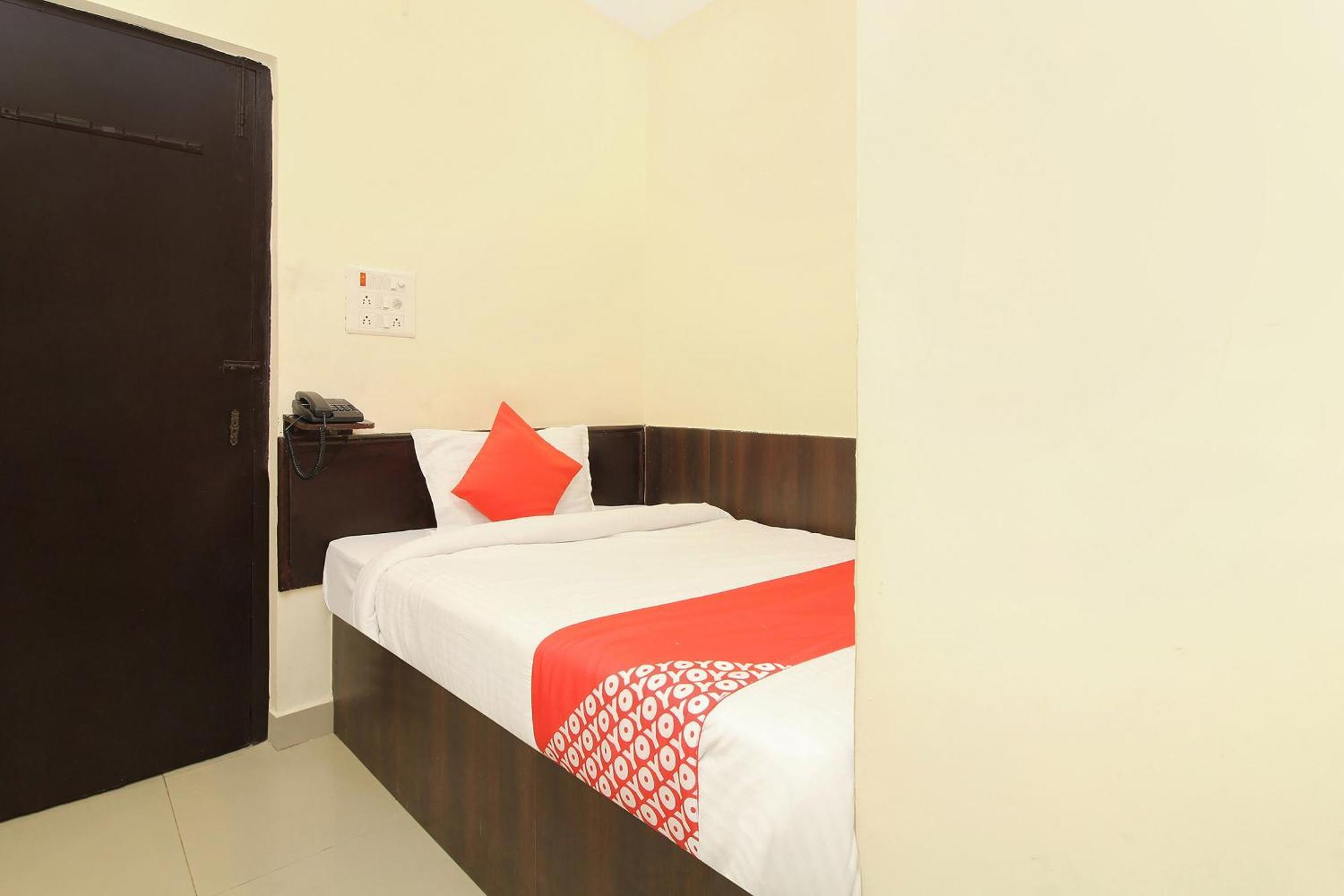 Hotel O Vasundhara Guest House Near Tankbund Secundurabad Dış mekan fotoğraf